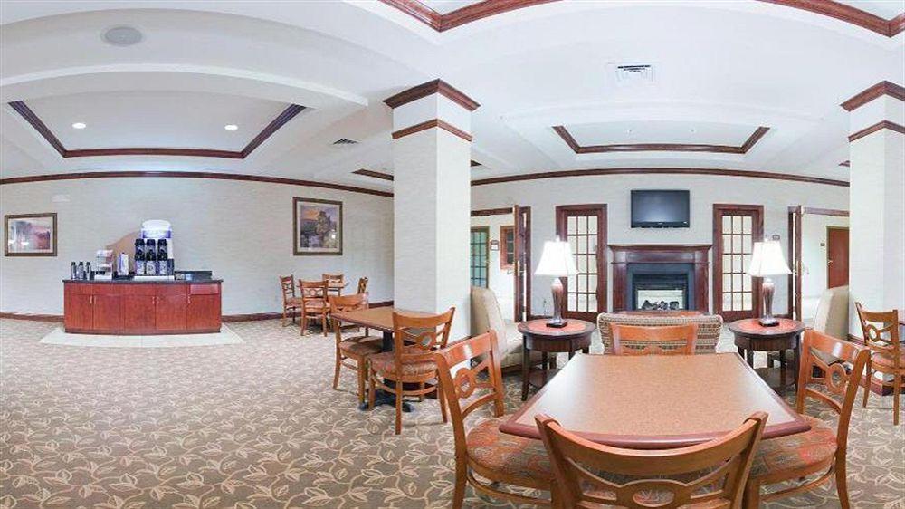 Holiday Inn Express Hotel & Suites Bethlehem Airport/Allentown Area By Ihg Exterior photo