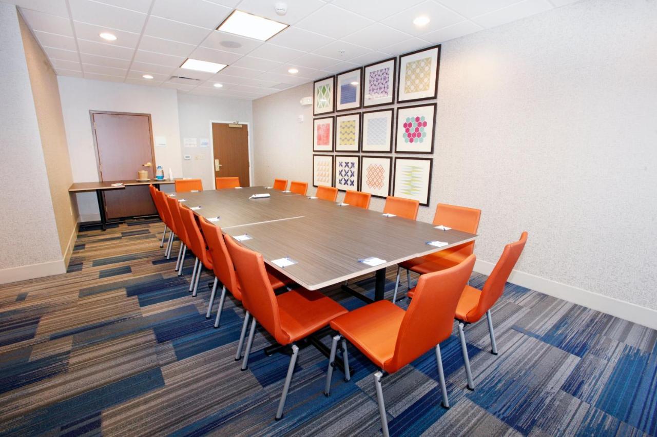 Holiday Inn Express Hotel & Suites Bethlehem Airport/Allentown Area By Ihg Exterior photo